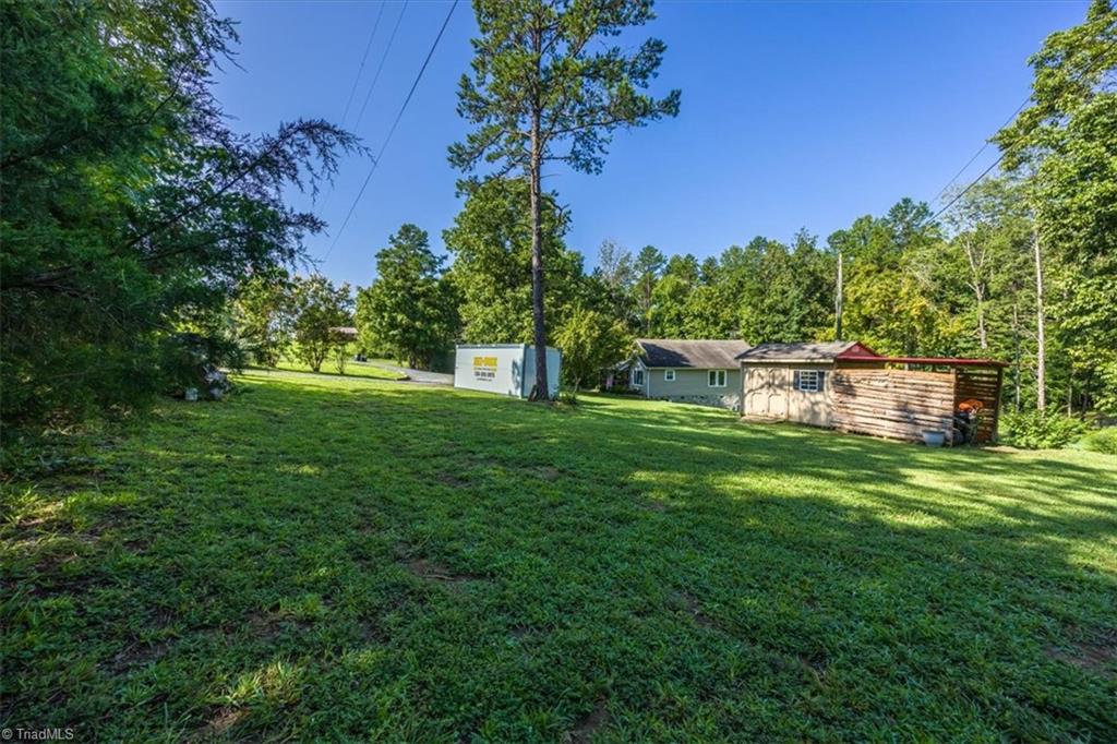 5824 Snyder Country Road Trinity, NC 27370 - Photo 6 of 47