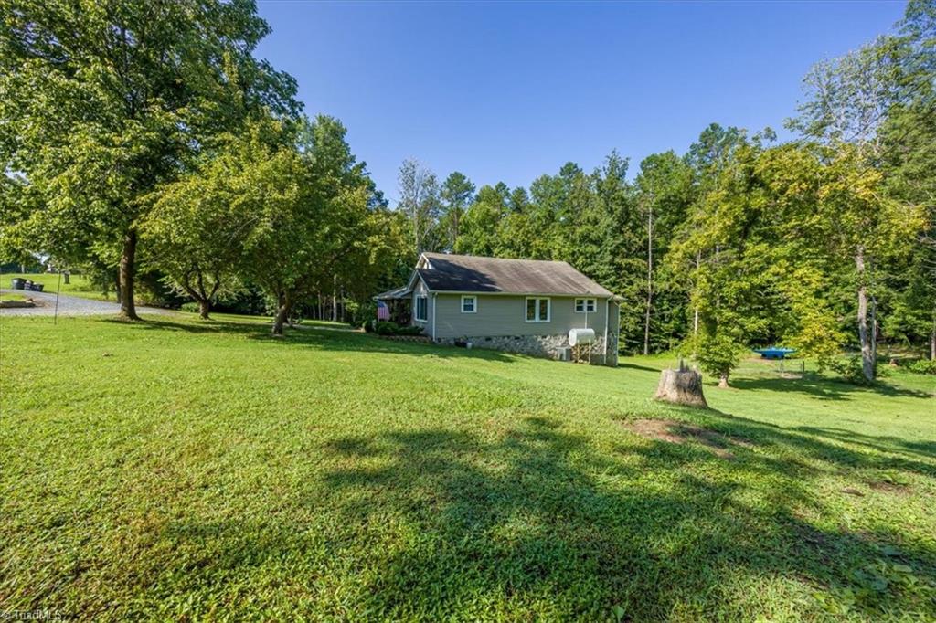 5824 Snyder Country Road Trinity, NC 27370 - Photo 8 of 47