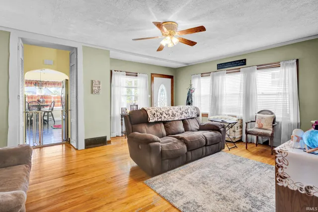 $234,900 | 1618 P Street, Bedford, IN 47421