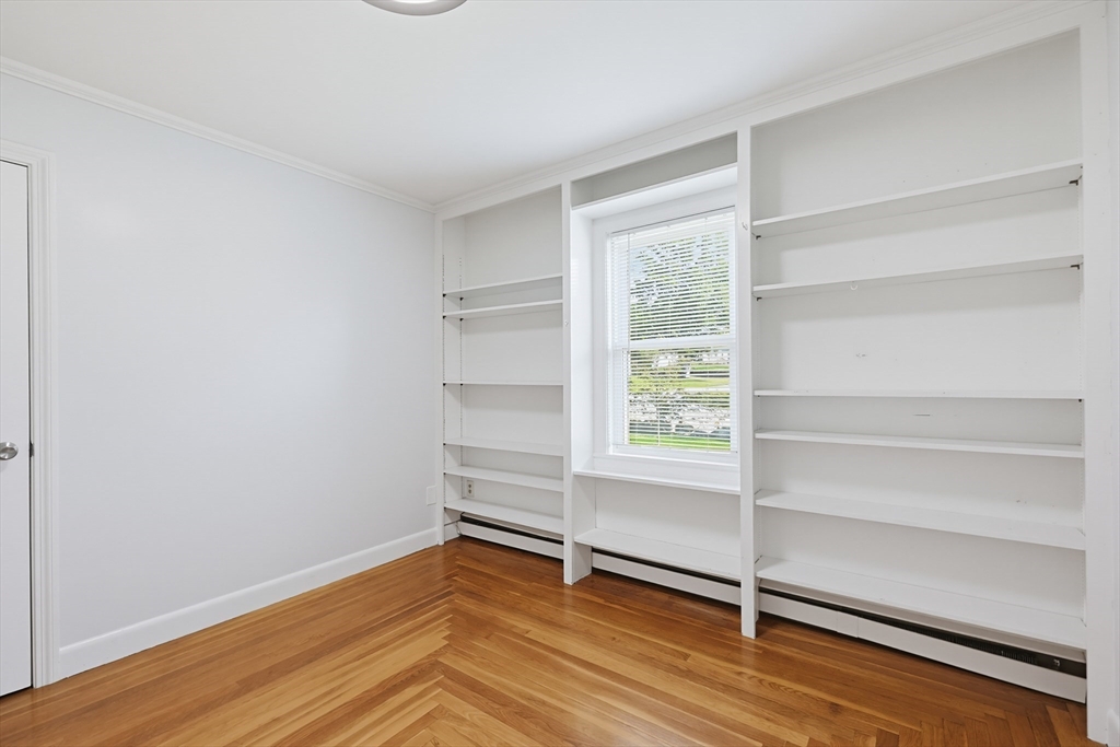 18 Prairie Avenue Bellingham, MA 02019 - Photo 15 of 42