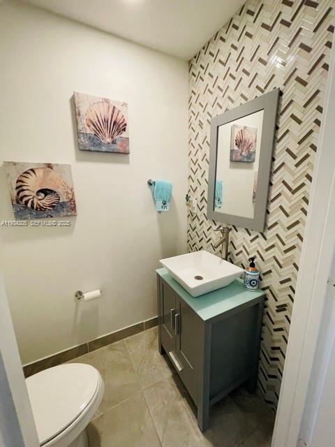 13331 Southwest 250th Terrace Homestead, FL 33032 - Photo 12 of 14 HALF BATHROOM