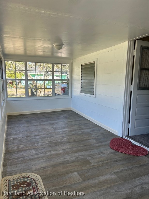 917 West Ruth Street Avon Park, FL 33825 - Photo 4 of 16 Enclosed Front Porch