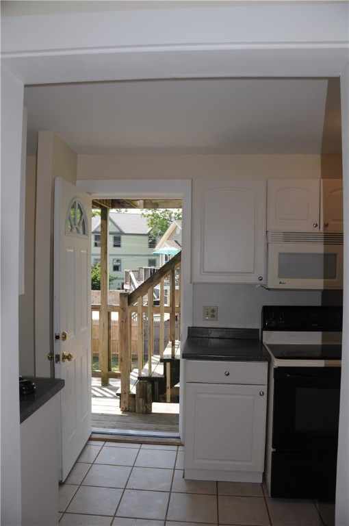 73 Pierce Street Westerly, RI 02891 - Photo 8 of 20 Gallery Image 8