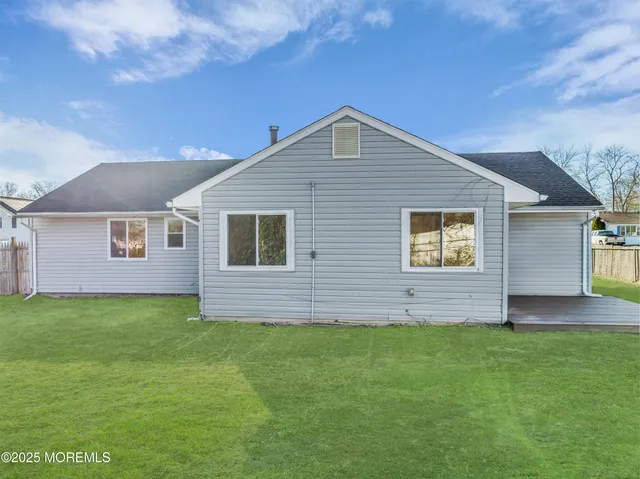 $2,550 | 64 Georgetown Boulevard, Barnegat, NJ 08005