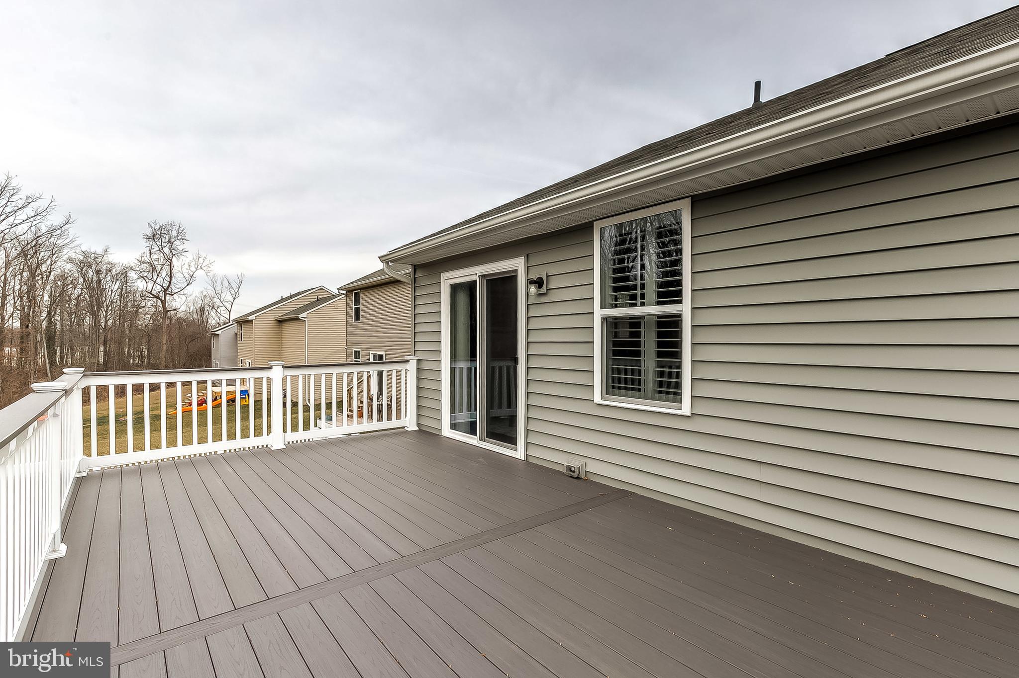 1206 Reames Road Baltimore, MD 21220 - Photo 34 of 40 New Trex and vinyl deck.