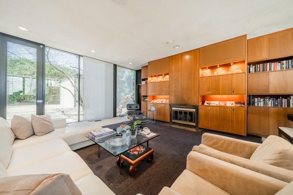 9331 Providence Road Charlotte, NC 28270 - Photo 2 of 39 a living room with furniture kitchen view and a large window