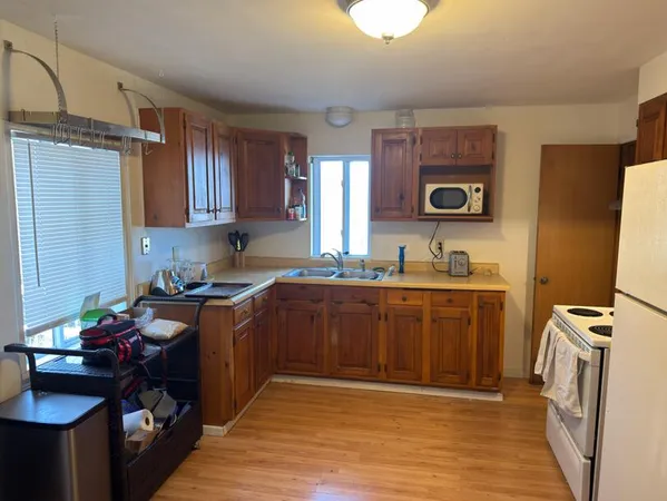 $2,800 | 446 North Powers Street, Port Washington, WI 53074