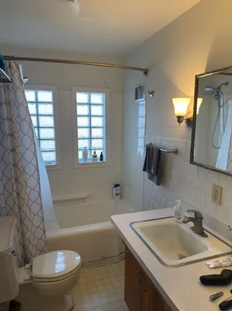 $2,800 | 446 North Powers Street, Port Washington, WI 53074