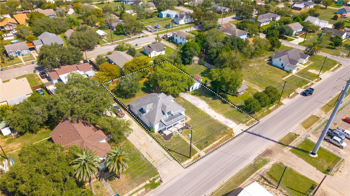 514 West 4th Street Sinton, TX 78387 - Photo 29 of 32