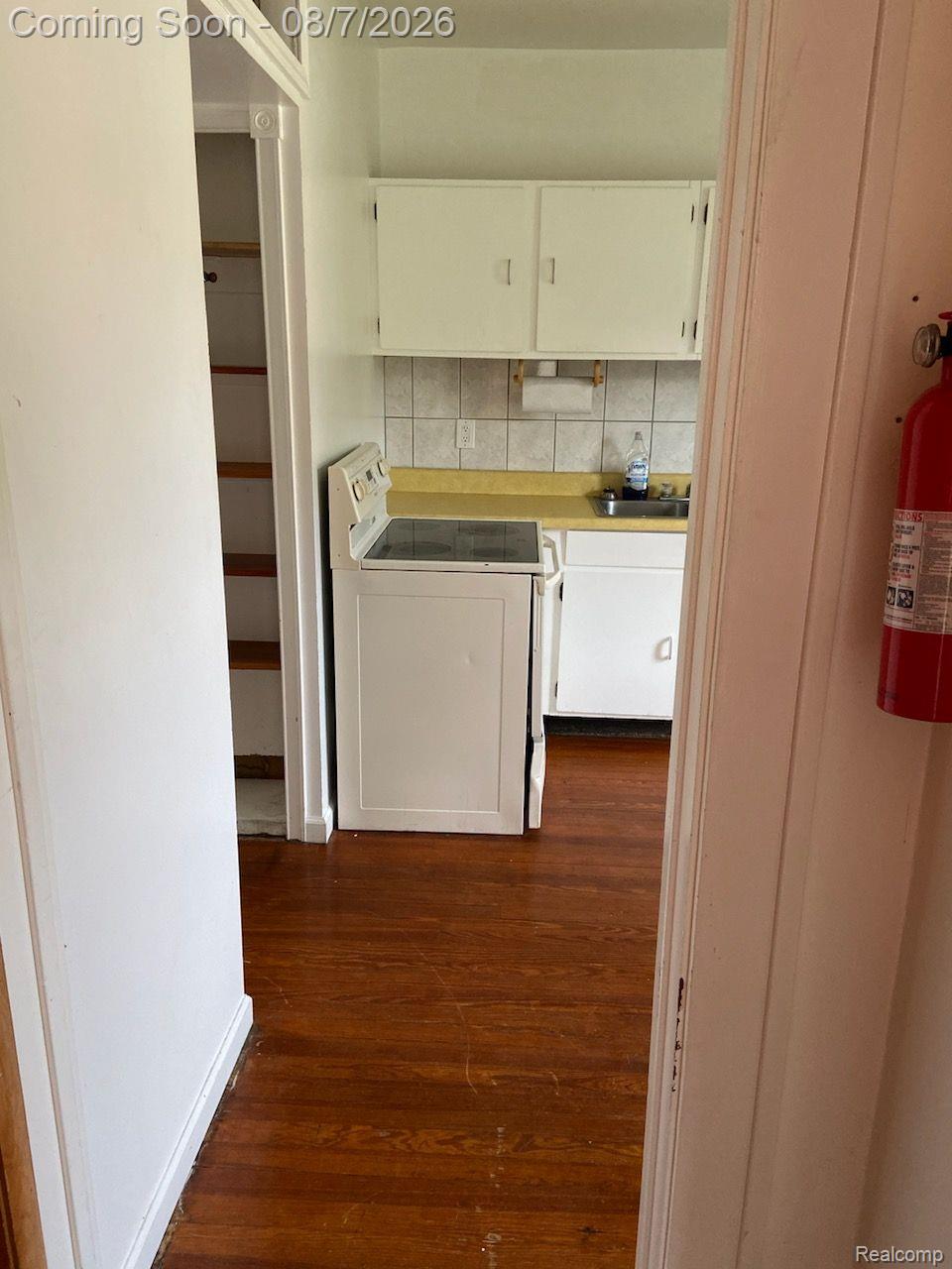 4355 Lapeer Road Burton, MI 48509 - Photo 25 of 30 Gallery Image 25