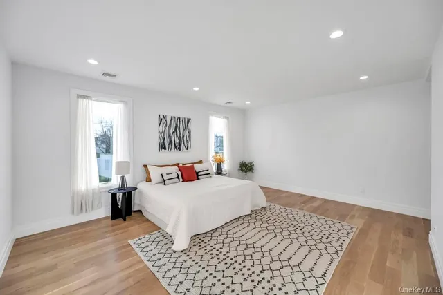 $1,898,888 | 61 Stephen Drive, Plainview, NY 11803