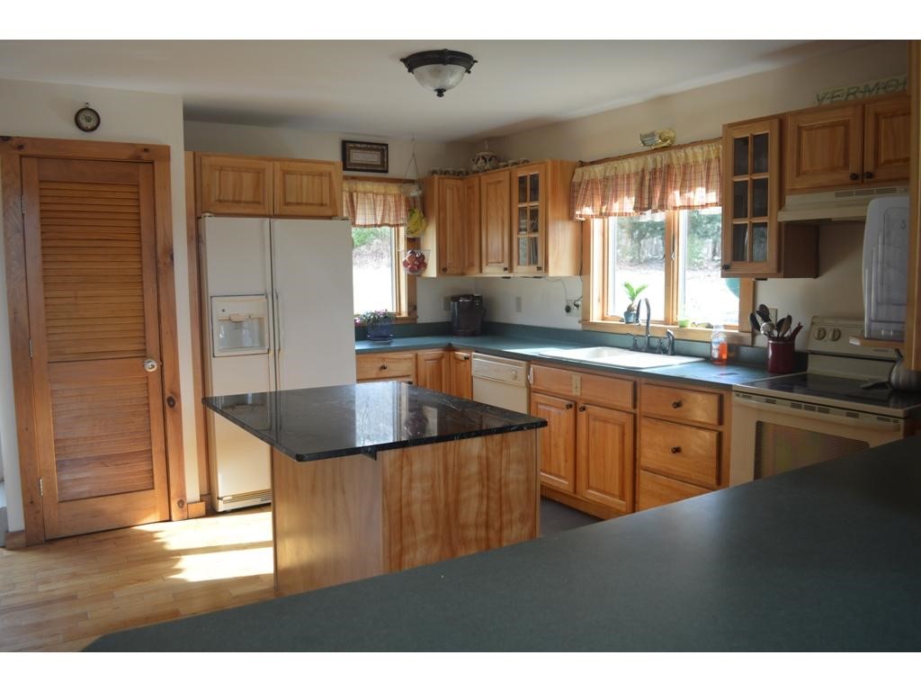 966 Creed Hill Road Pittsford, VT 05763 - Photo 12 of 27