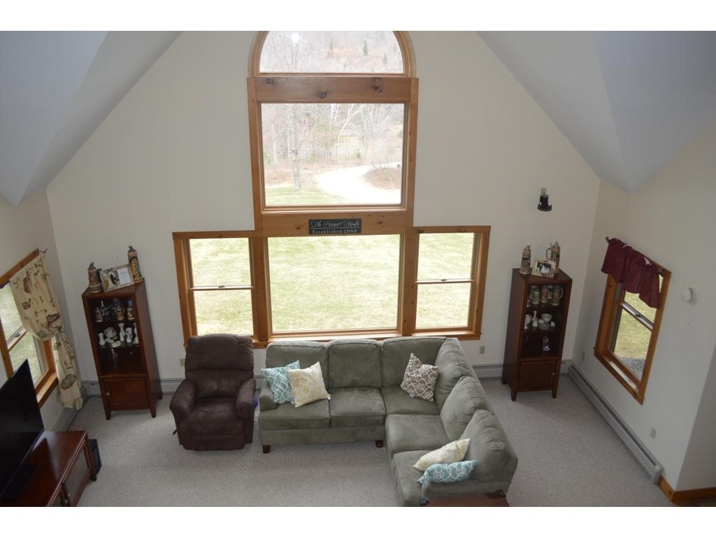 966 Creed Hill Road Pittsford, VT 05763 - Photo 4 of 27