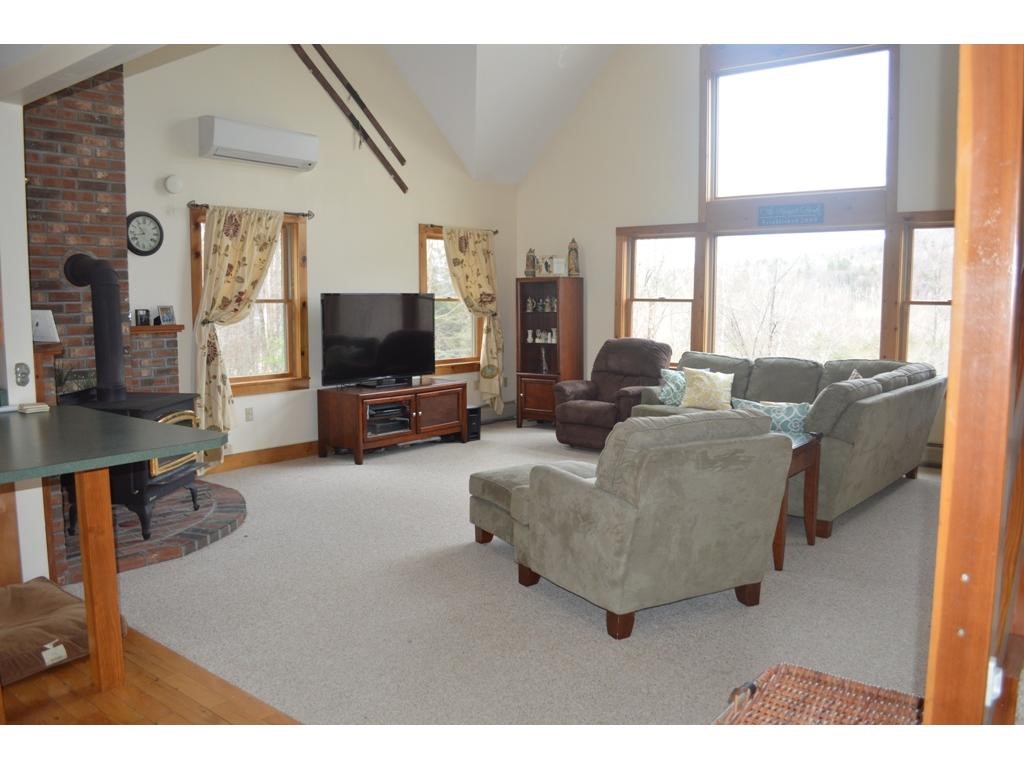 966 Creed Hill Road Pittsford, VT 05763 - Photo 5 of 27