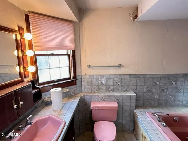 $165,000 | 29 Buchanan Street, Albany, NY 12206