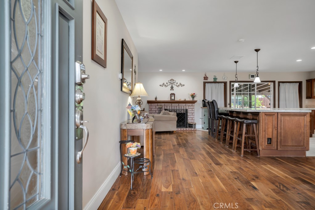 1059 Rambling Road Simi Valley, CA 93065 - Photo 2 of 50