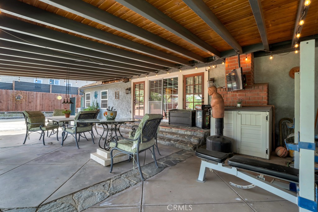 1059 Rambling Road Simi Valley, CA 93065 - Photo 24 of 50
