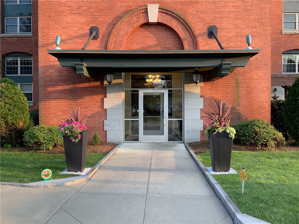 1 Tupperware Drive, Unit 119 North Smithfield, RI 02896 - Photo 2 of 16