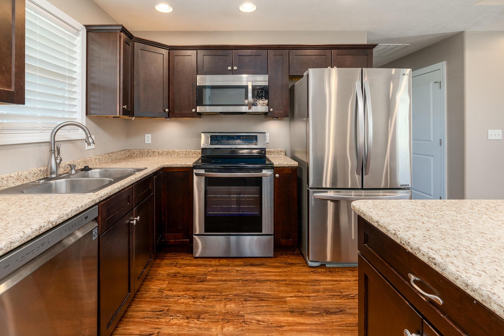 15730 Jadin Road Marion, IL 62959 - Photo 12 of 35 Gallery Image 12