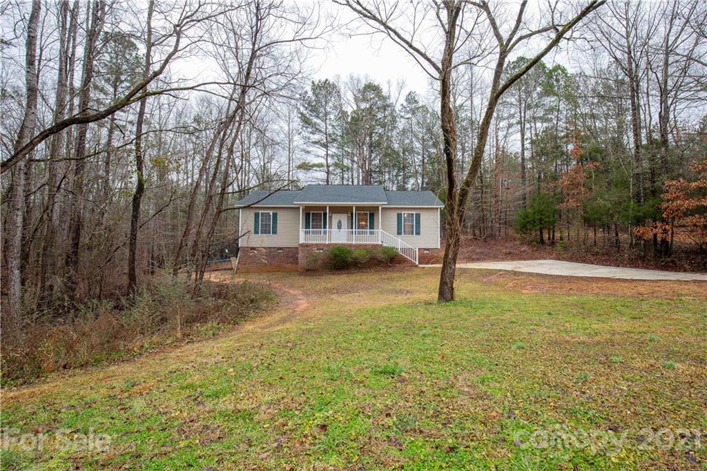 1202 Hermitage Road Lancaster, SC 29720 - Photo 2 of 18 Gallery Image 2