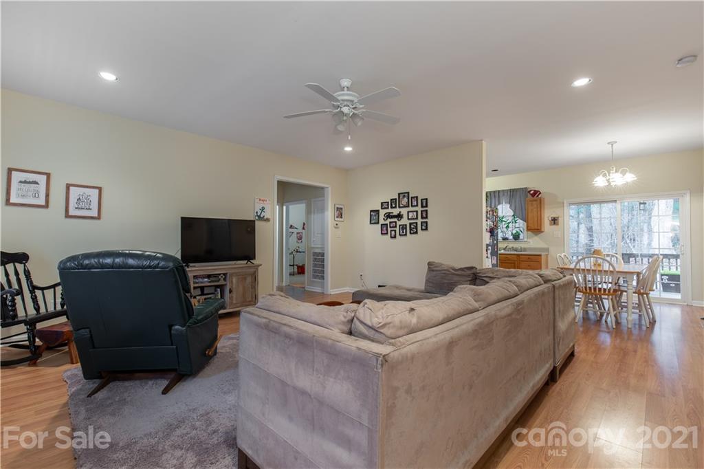 1202 Hermitage Road Lancaster, SC 29720 - Photo 5 of 18 Gallery Image 5