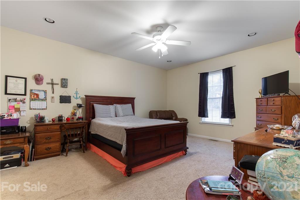 1202 Hermitage Road Lancaster, SC 29720 - Photo 10 of 18 Gallery Image 10