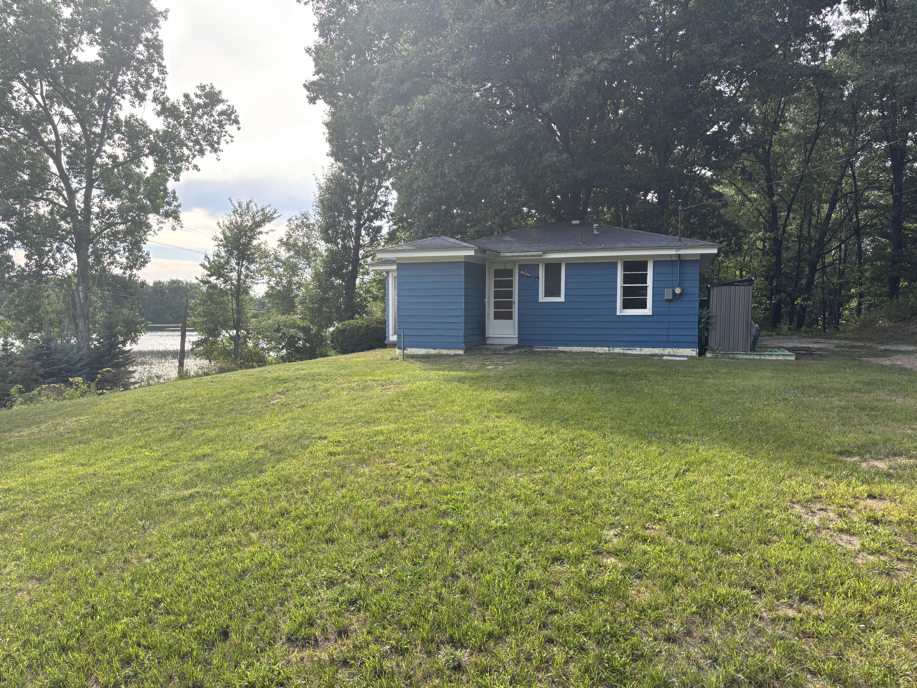 14308 Church Road Howard City, MI 49329 - Photo 28 of 33 IMG_8446