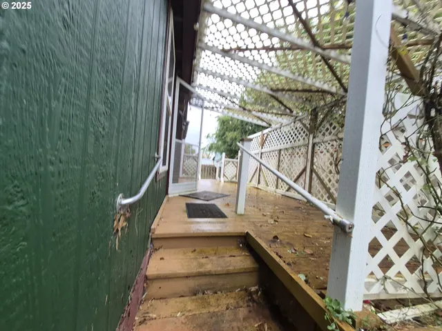 $335,000 | 140 Southwest Birch Avenue, Warrenton, OR 97146