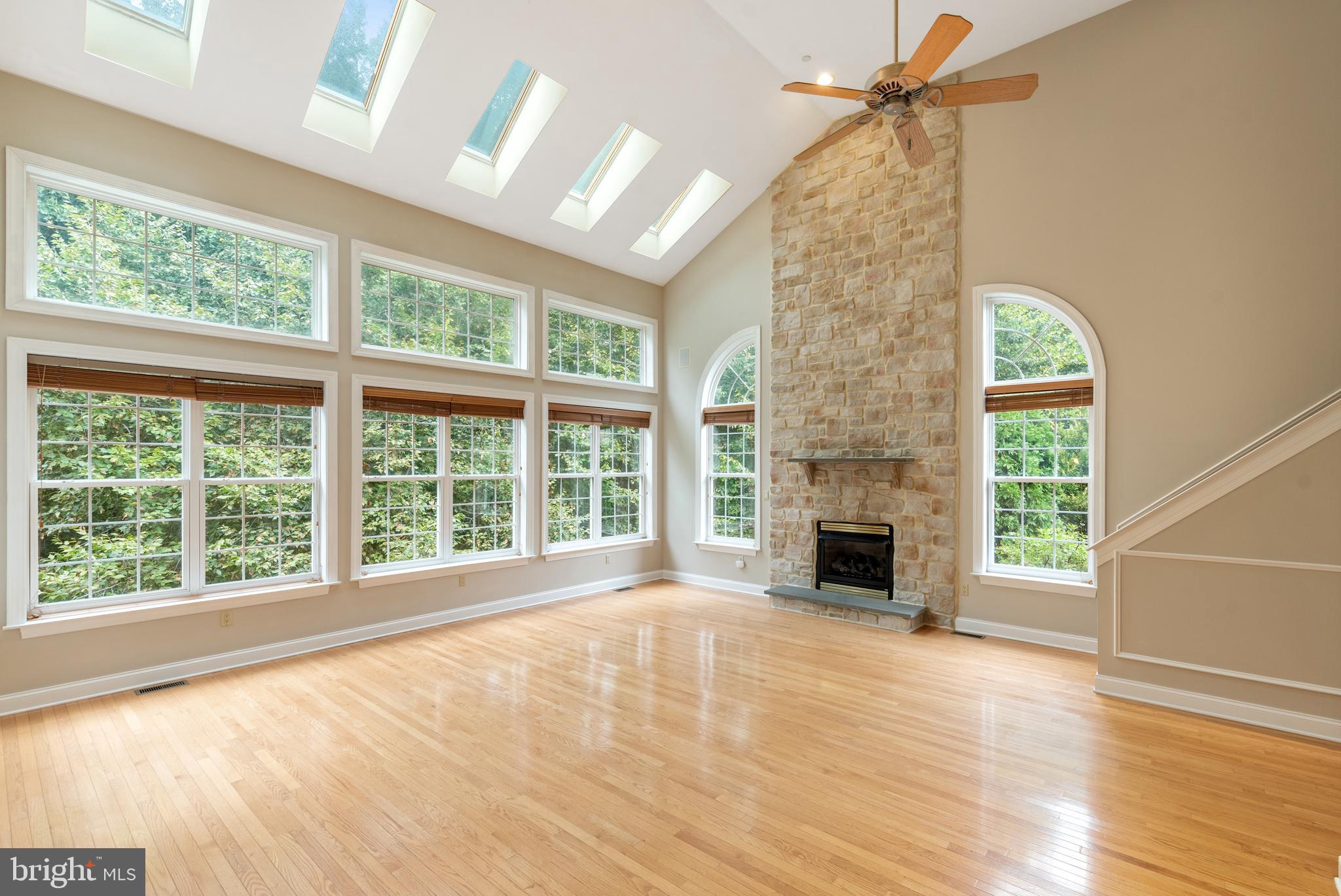 746 Kelli Lane Springfield, PA 19064 - Photo 10 of 35 Skylights allow light to flood in the space