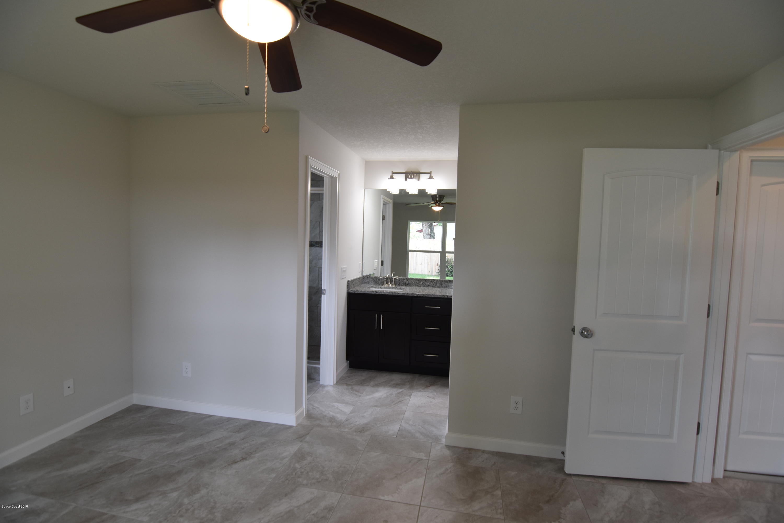 2011 Tallridge Road Melbourne, FL 32935 - Photo 17 of 19 DSC_0027