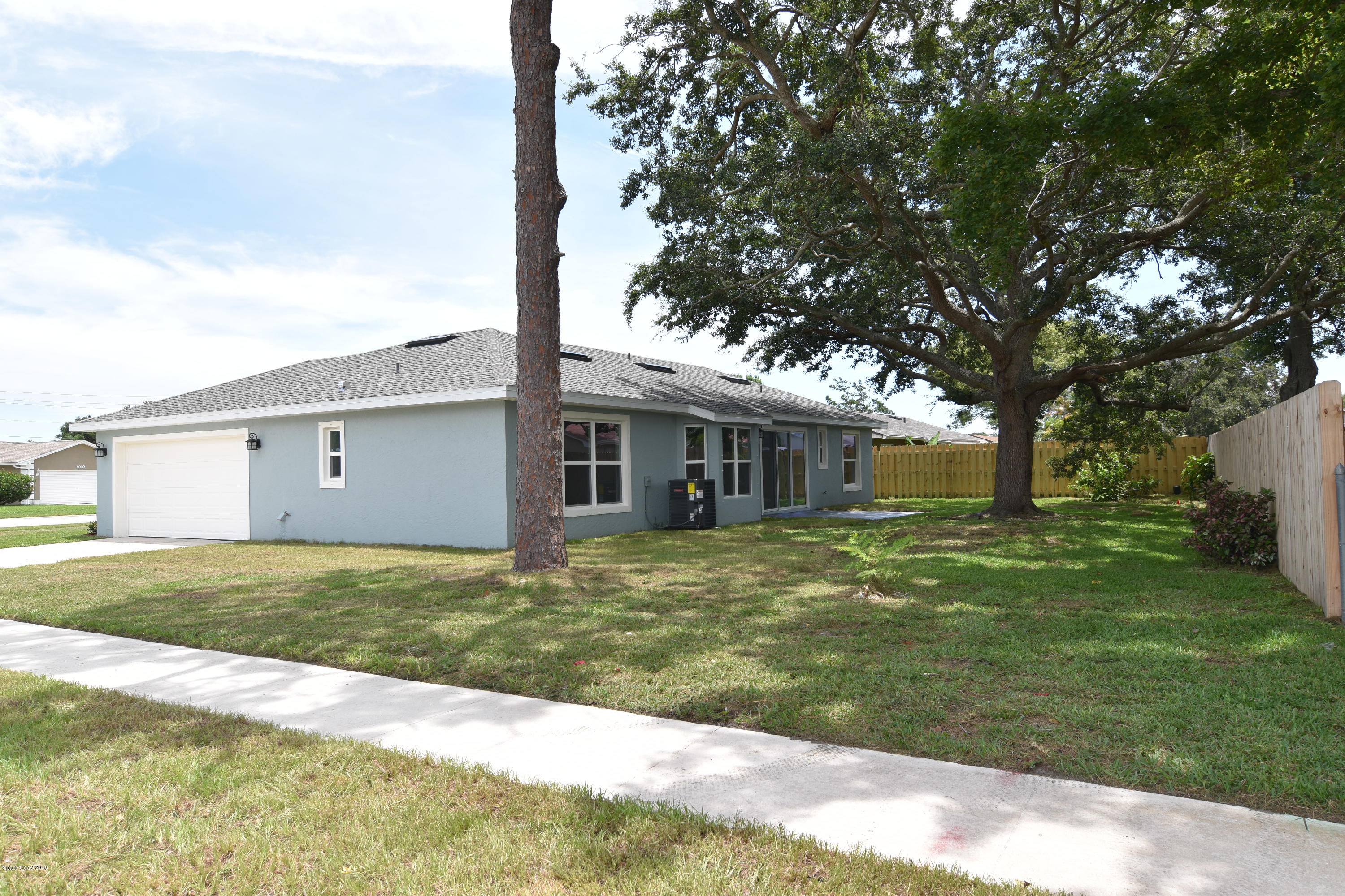 2011 Tallridge Road Melbourne, FL 32935 - Photo 4 of 19 DSC_0006