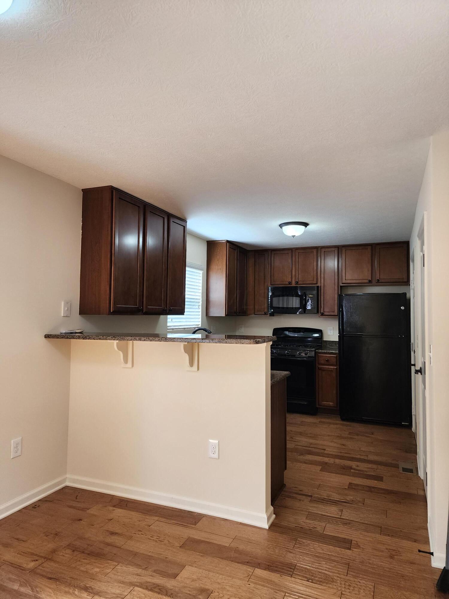 8299 Bruntsfield Road Columbus, OH 43235 - Photo 7 of 42 20230709_155751