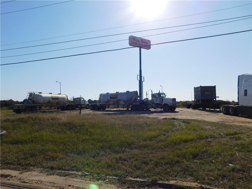 7295 Greenwood Road Shreveport, LA 71119 - Photo 6 of 16 a view of a lake with a big yard