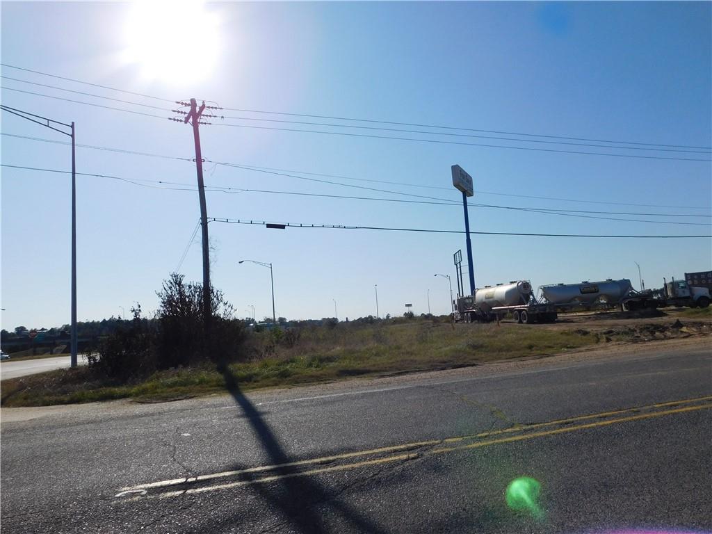 7295 Greenwood Road Shreveport, LA 71119 - Photo 9 of 16