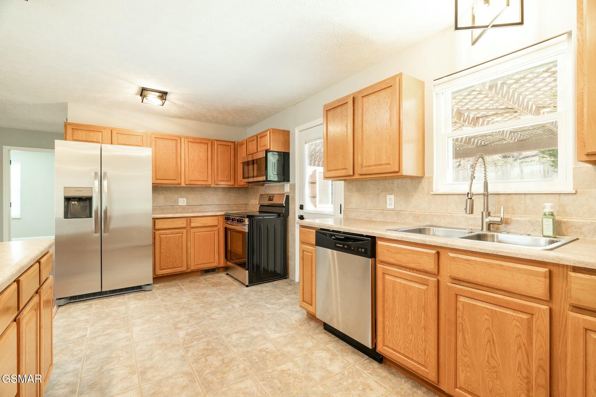 1759 East Union Valley Road Seymour, TN 37865 - Photo 11 of 56 Gallery Image 11