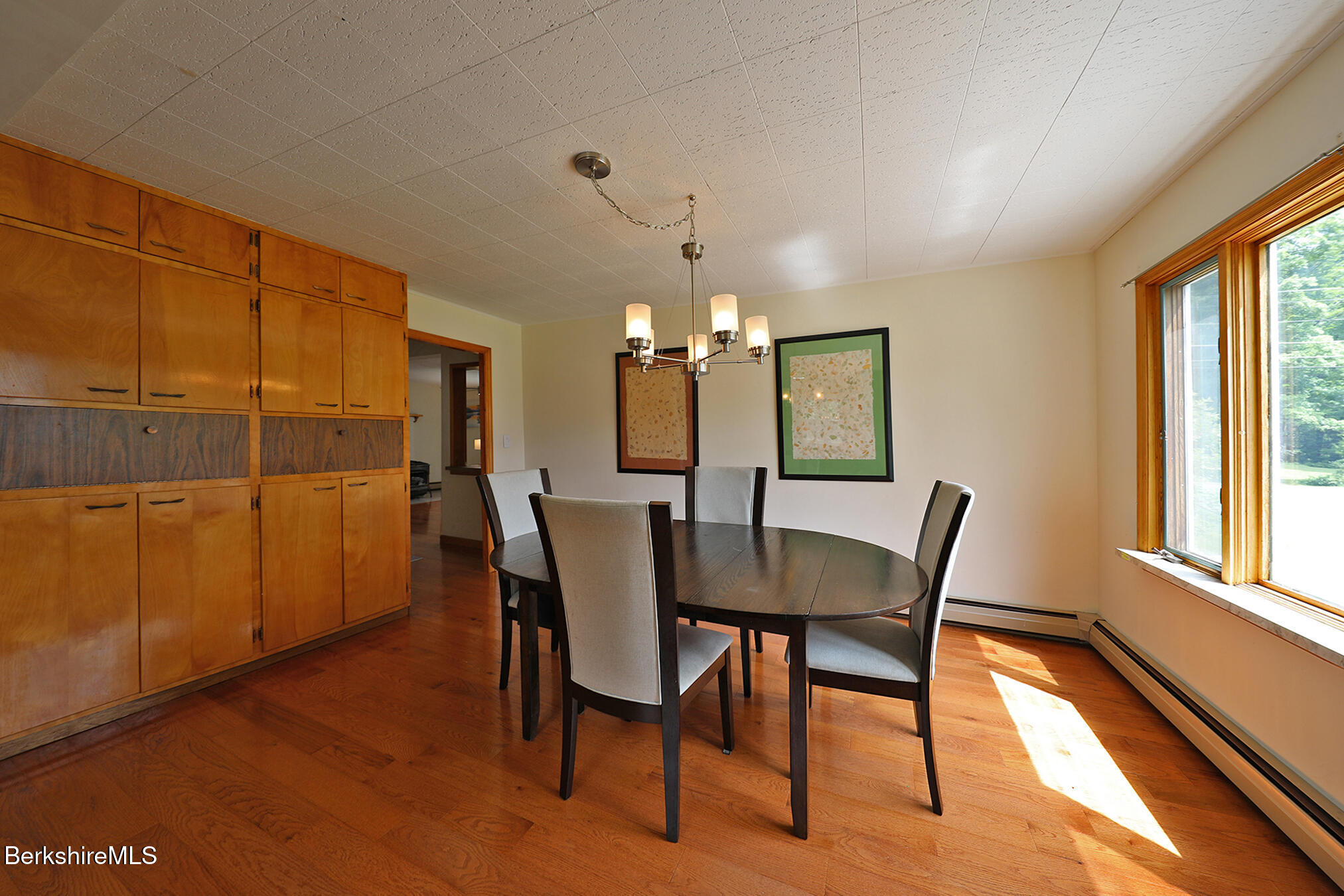 178 New Lenox Road Lenox, MA 01240 - Photo 20 of 56 Dining Area