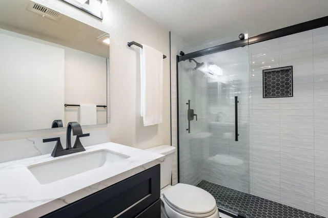 $380,000 | 291 East Mel Avenue, Unit 312, Palm Springs, CA 92262