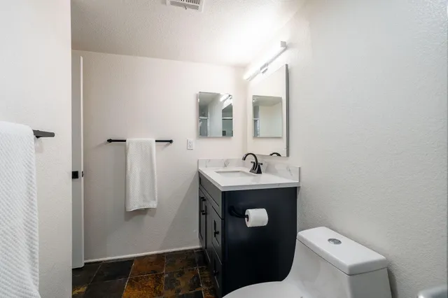 $380,000 | 291 East Mel Avenue, Unit 312, Palm Springs, CA 92262