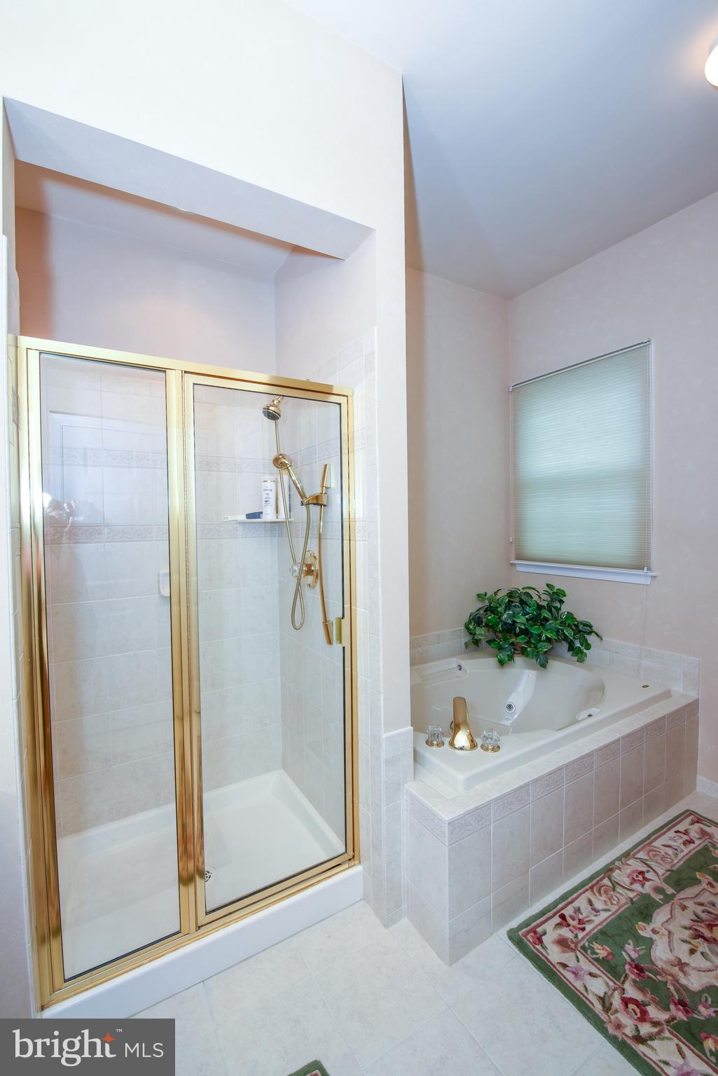 140 Sydney Road Holland, PA 18966 - Photo 14 of 26 Master Bath