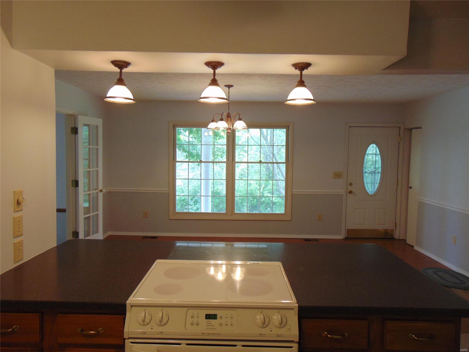 5212 Airport Road Godfrey, IL 62035 - Photo 14 of 76