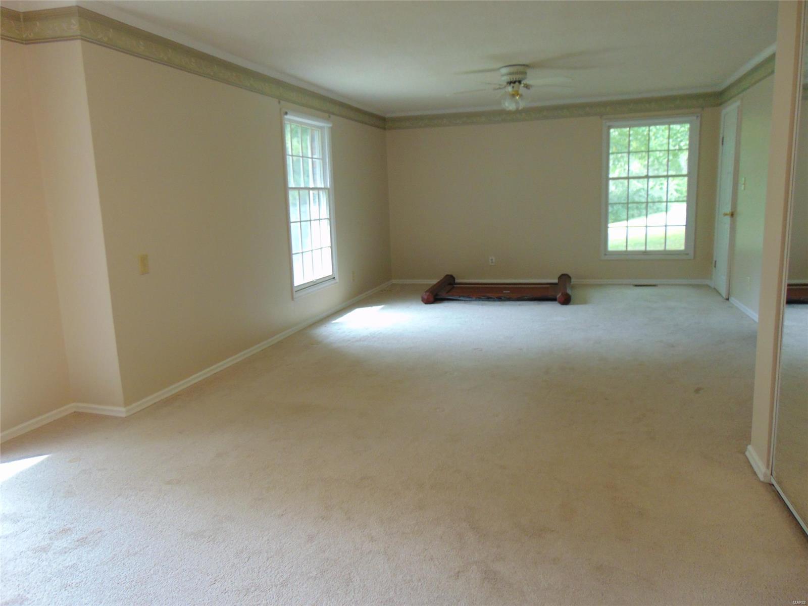 5212 Airport Road Godfrey, IL 62035 - Photo 20 of 76