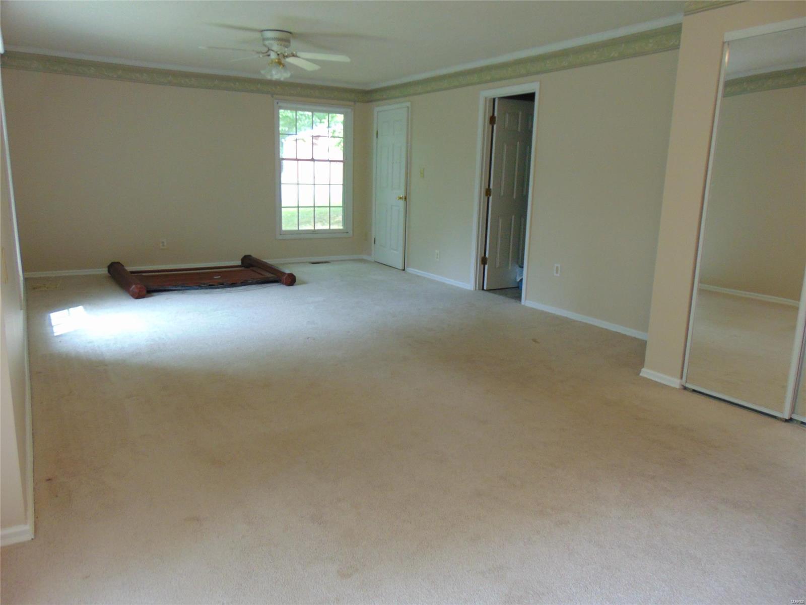 5212 Airport Road Godfrey, IL 62035 - Photo 21 of 76