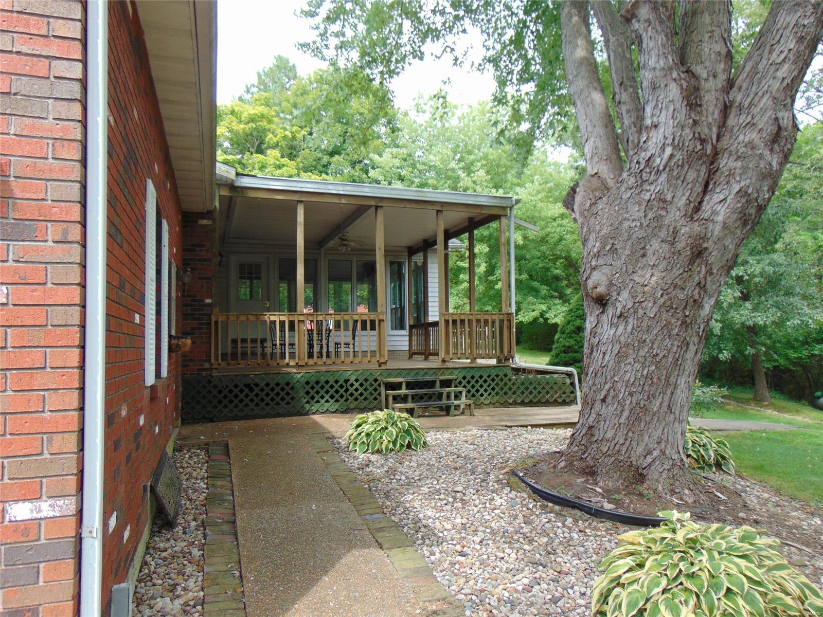 5212 Airport Road Godfrey, IL 62035 - Photo 50 of 76