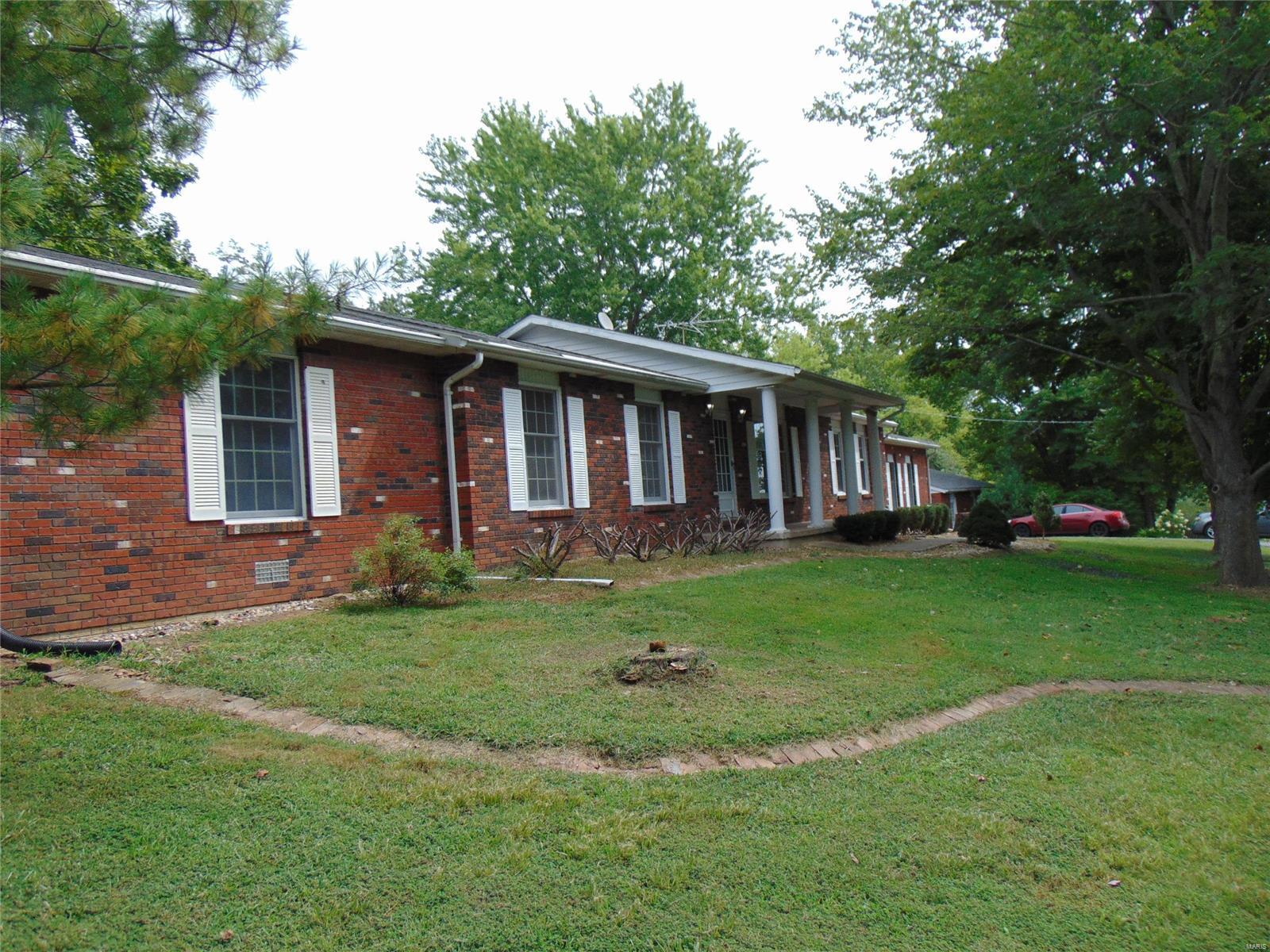 5212 Airport Road Godfrey, IL 62035 - Photo 69 of 76