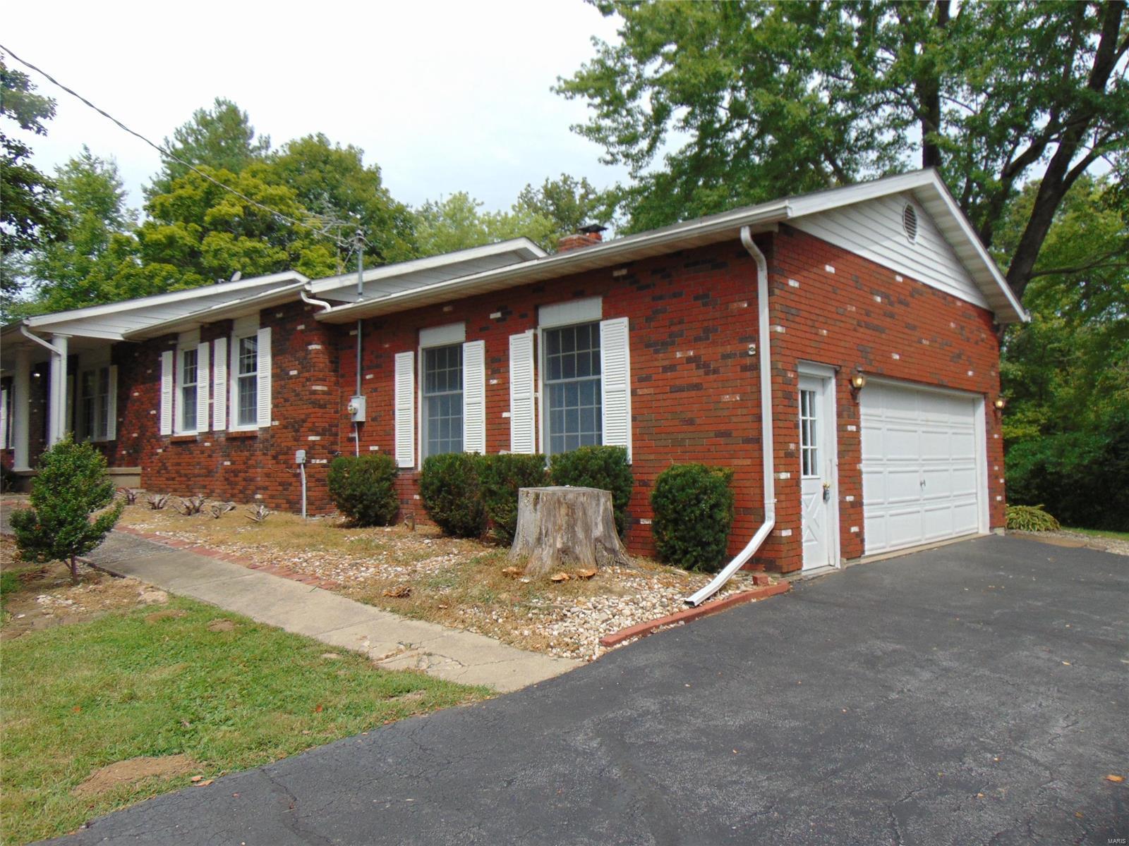 5212 Airport Road Godfrey, IL 62035 - Photo 71 of 76