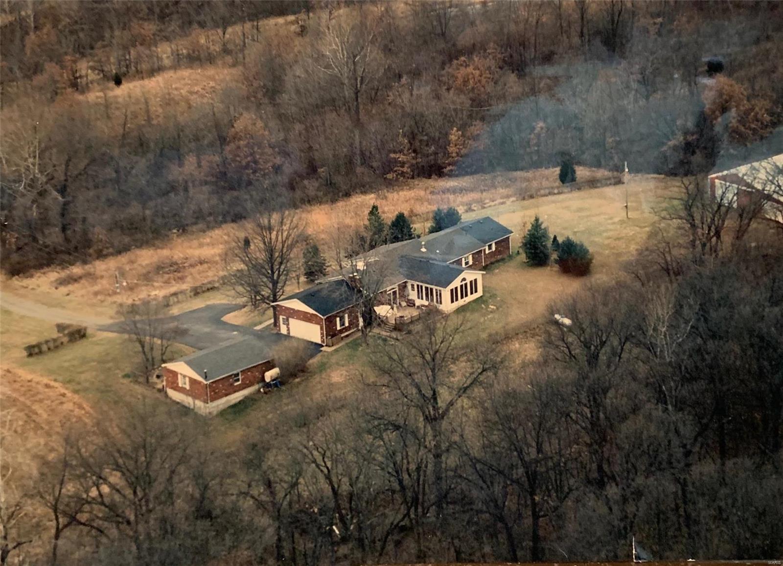 5212 Airport Road Godfrey, IL 62035 - Photo 75 of 76