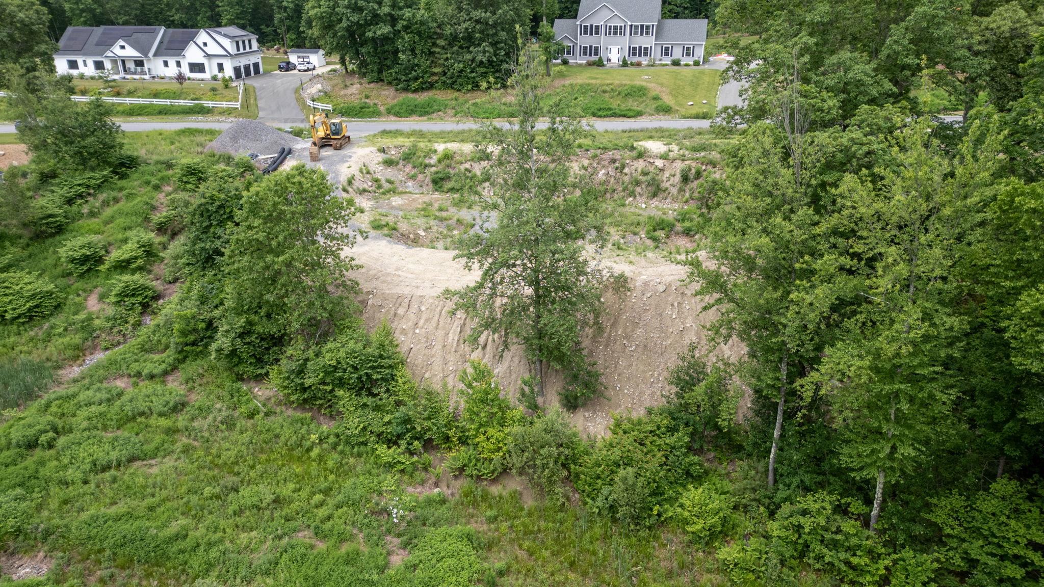 35 Steele Road Derry, NH 03038 - Photo 8 of 11