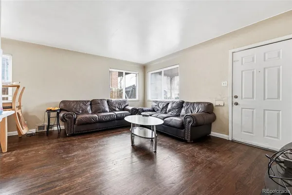 $1,000,000 | 1717 Clinton Street, Aurora, CO 80010