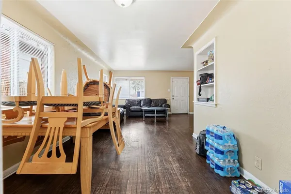 $1,000,000 | 1717 Clinton Street, Aurora, CO 80010