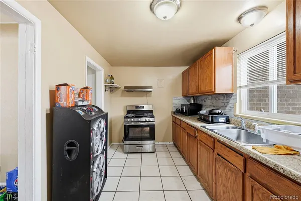 $1,000,000 | 1717 Clinton Street, Aurora, CO 80010